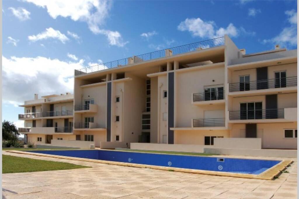 Modern 3 Bedroom Pool View. 알부페이라 외부 사진